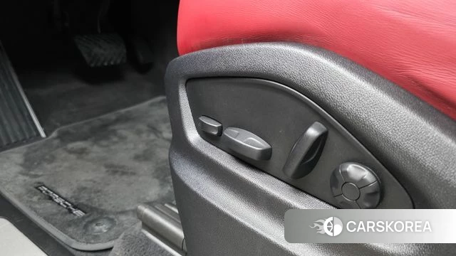 Porsche Cayenne (PO536) id 4415033 из Кореи 25