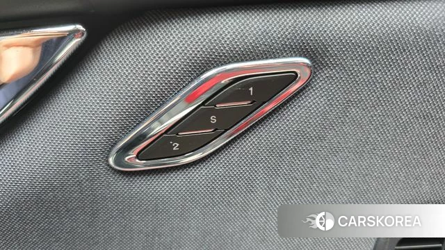 Maserati Quattroporte id 4331314 из Кореи 25
