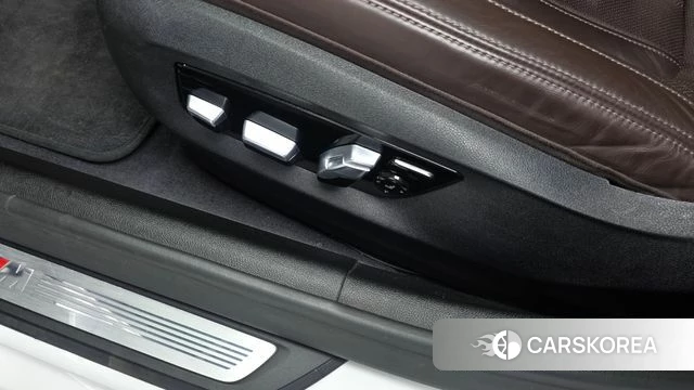 BMW 5 Series (G30) id 4736198 из Кореи 25