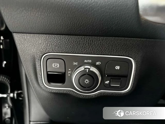 Mercedes-Benz GLB id 4291036 из Китая 25