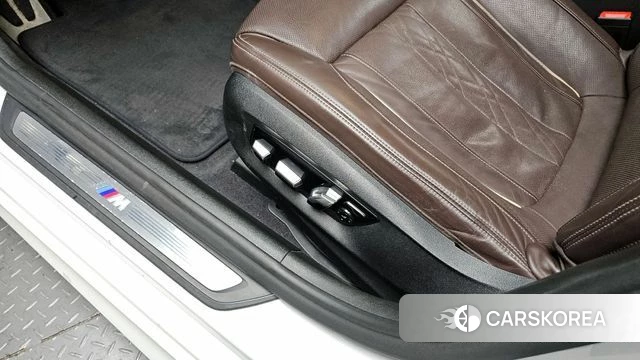 BMW 5 Series (G30) id 4294658 из Кореи 25