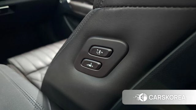 Genesis The New G70 id 4683626 из Кореи 25