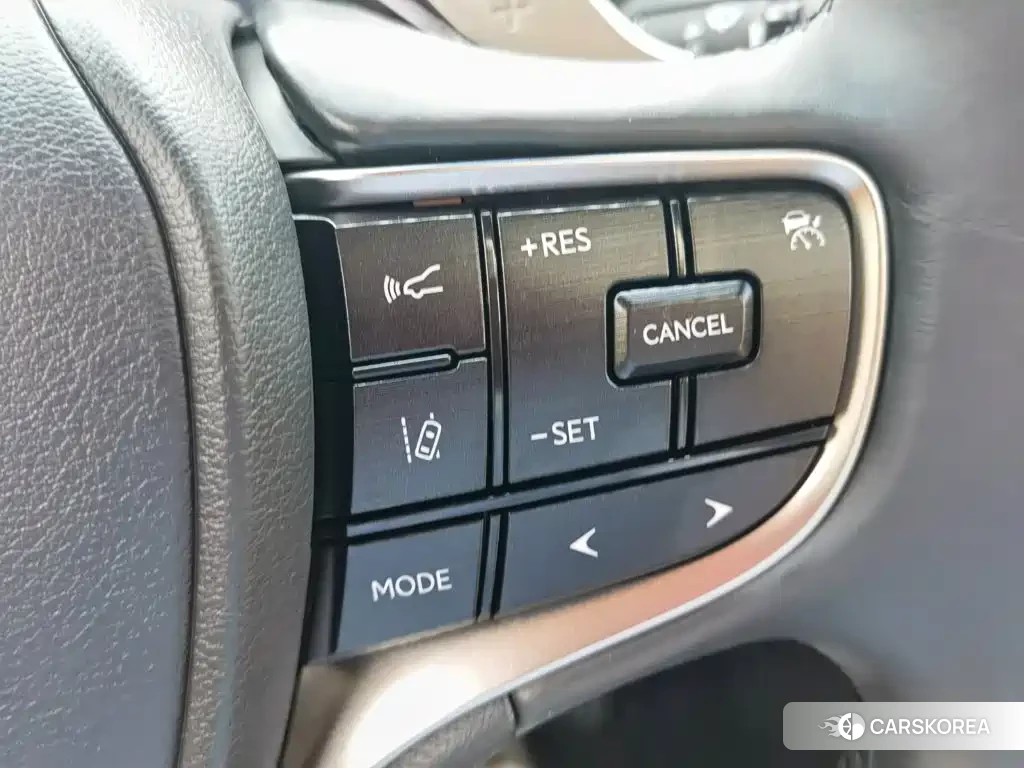 Lexus ES id 4659709 из Китая 25