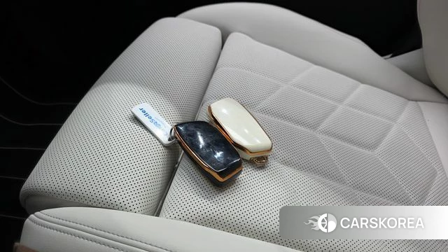 BMW 5 Series (G60) id 4589885 из Кореи 25