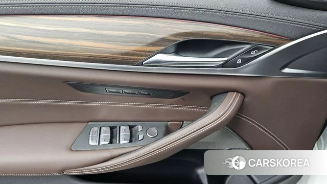 BMW 5 Series (G30) id 4528423 из Кореи 25