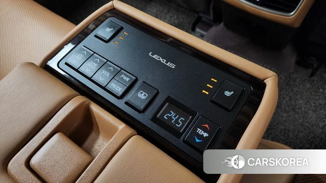 Lexus New ES300h id 4520890 из Кореи 25