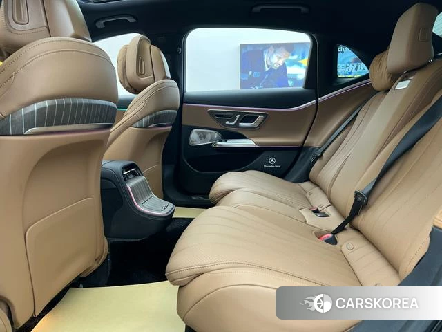 Mercedes-Benz E-class id 4297408 из Китая 25