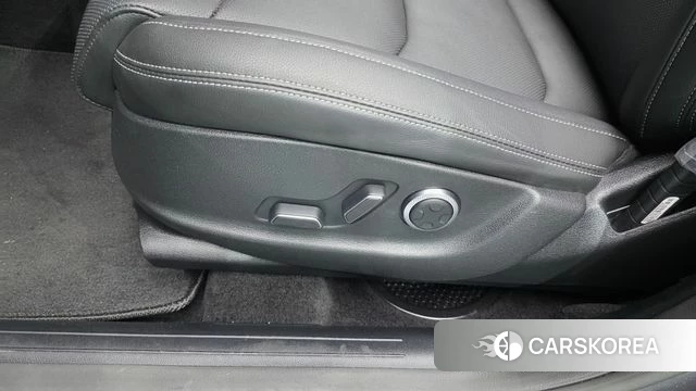 Genesis GV70 id 4283512 из Кореи 25
