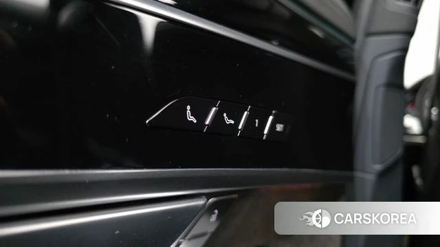 Audi A8 (D5) id 4376594 из Кореи 25