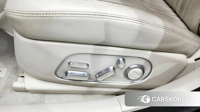 Genesis G90 (RS4) id 4323687 из Кореи 25