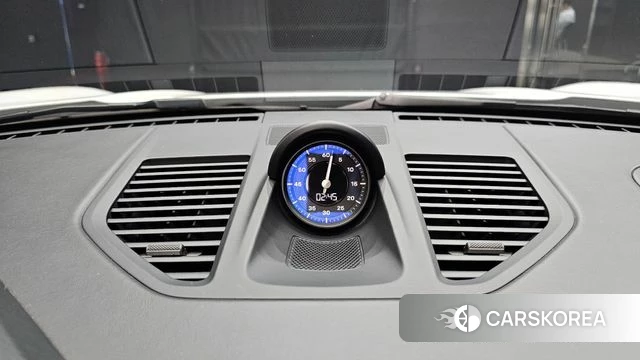 Porsche 911(992) id 4677363 из Кореи 25