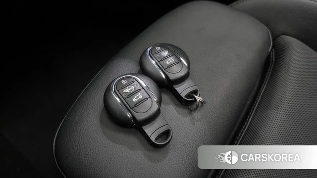 Mini Cooper D Clubman id 4688238 из Кореи 25
