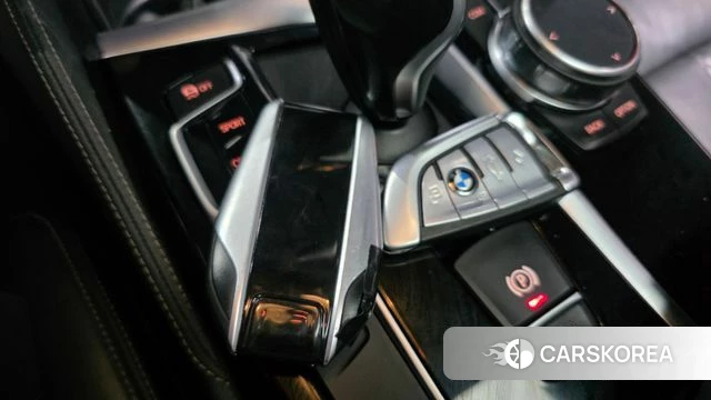 BMW 5 Series (G30) id 4188265 из Кореи 25