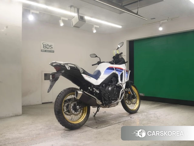 Honda TRANSALP XL750 id 3949951 из Японии 25