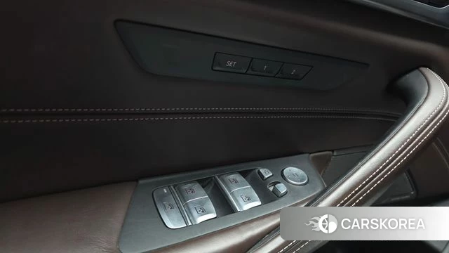 BMW 5 Series (G30) id 4482445 из Кореи 25