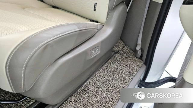 Kia Carnival 4th generation id 4443205 из Кореи 25