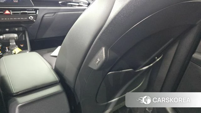 Kia Di Ol Nu Niro id 4185900 из Кореи 25