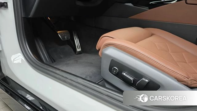 BMW 5 Series (G60) id 4532930 из Кореи 25