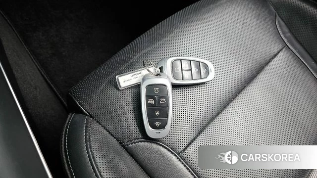 Hyundai The New Grandeur IG Hybrid id 4282693 из Кореи 25