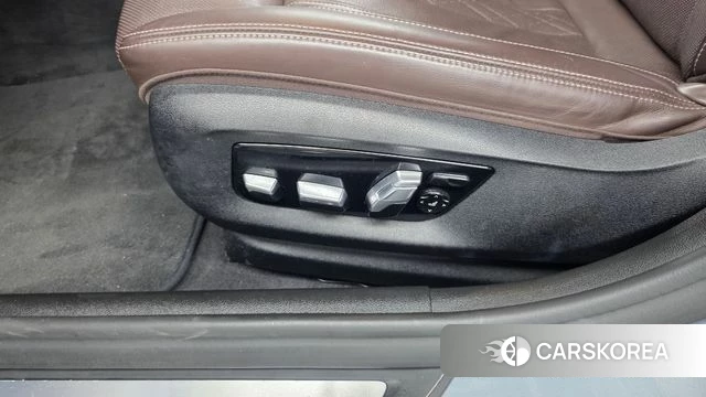 BMW 5 Series (G30) id 4448122 из Кореи 25
