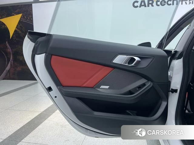 BMW 2 series id 3944984 из Китая 25