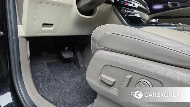 Kia Carnival 4th generation id 4642031 из Кореи 25