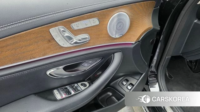 Mercedes-Benz E-Class W213 id 4573970 из Кореи 25