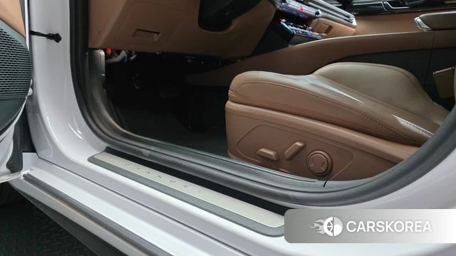 Hyundai Grandeur Hybrid (GN7) id 4456334 из Кореи 25