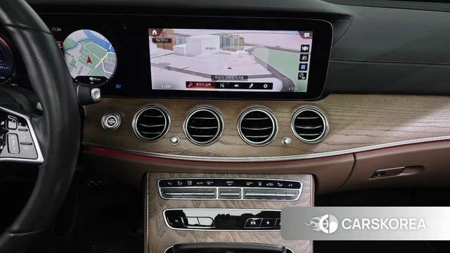 Mercedes-Benz E-Class W213 id 4609478 из Кореи 25
