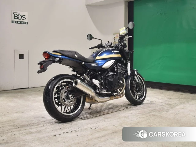 Kawasaki Z900RS id 3949359 из Японии 25