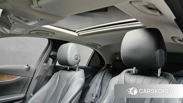 Mercedes-Benz E-Class W213 id 4519534 из Кореи 25