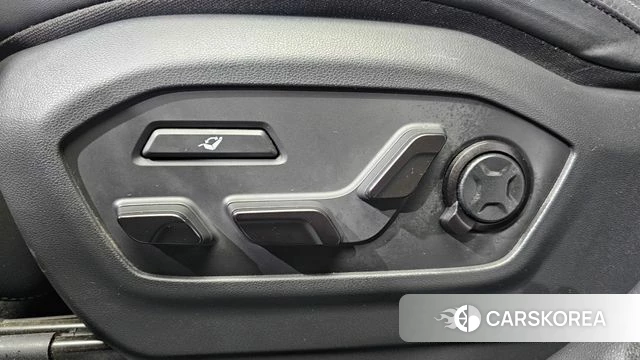 Hyundai Santa Fe (MX5) id 4468908 из Кореи 25