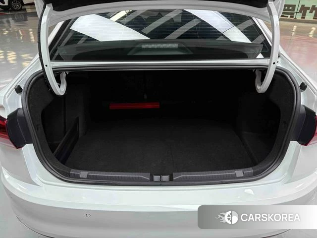 Volkswagen Bora id 4374680 из Китая 25