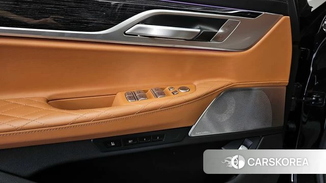BMW 7 Series (G11) id 4355254 из Кореи 25