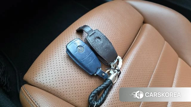 Mercedes-Benz C-Class W205 id 4785569 из Кореи 25