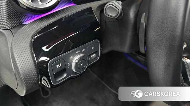 Mercedes-Benz A-Class W177 id 4535135 из Кореи 25
