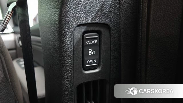 Honda Odyssey id 4689391 из Кореи 25