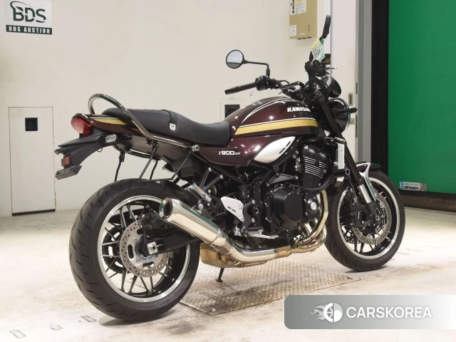 Kawasaki Z900RS id 3949014 из Японии 25