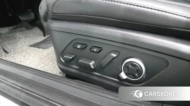 Hyundai Grandeur (GN7) id 4493898 из Кореи 25