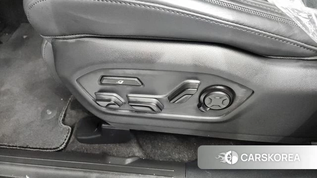 Hyundai Santa Fe (MX5) id 4354256 из Кореи 25