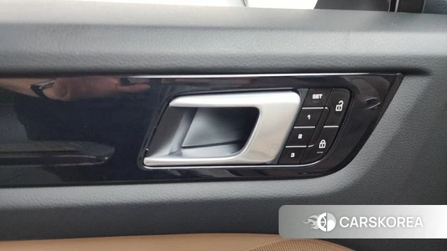 Porsche Cayenne (PO536) id 4470956 из Кореи 25