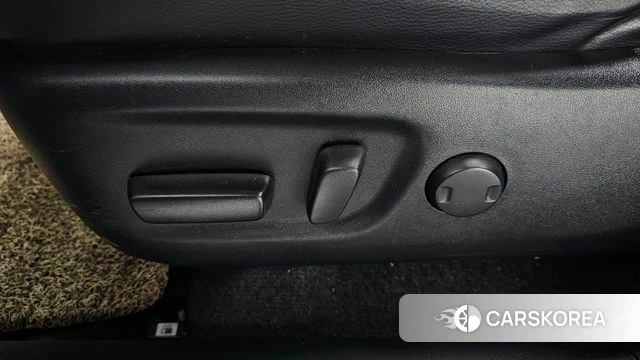 Toyota RAV4 id 4390521 из Кореи 25