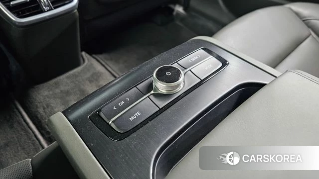 Hyundai The New Grandeur IG id 4309190 из Кореи 25