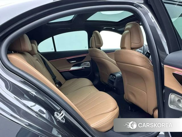 Mercedes-Benz E-class (imported) id 3908298 из Китая 25