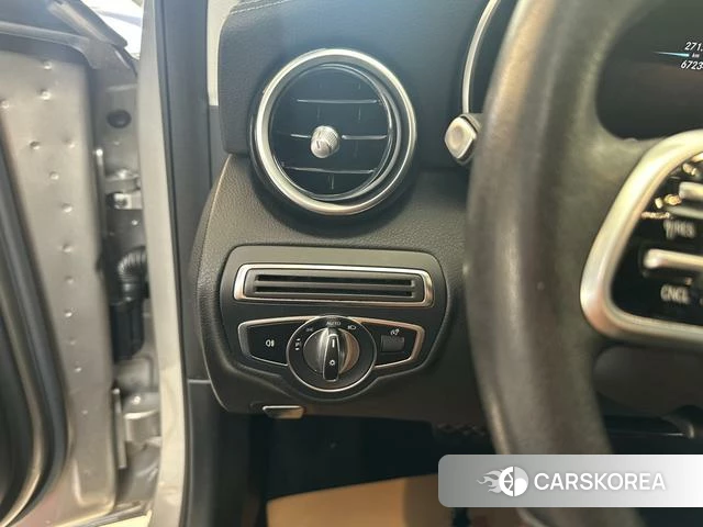 Mercedes-Benz Class C id 4215754 из Китая 25