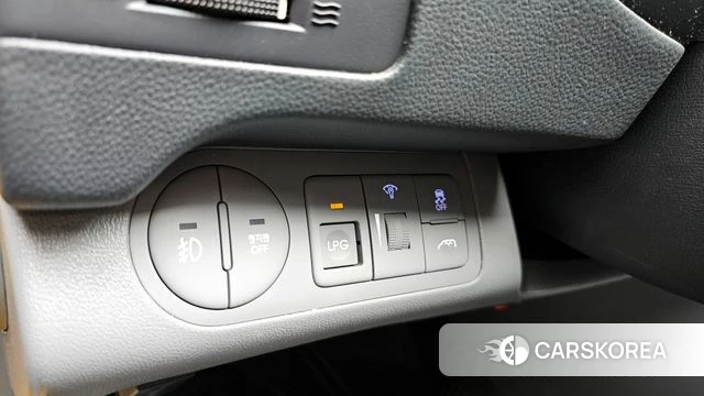 Hyundai The New Grand Starex id 4345670 из Кореи 25