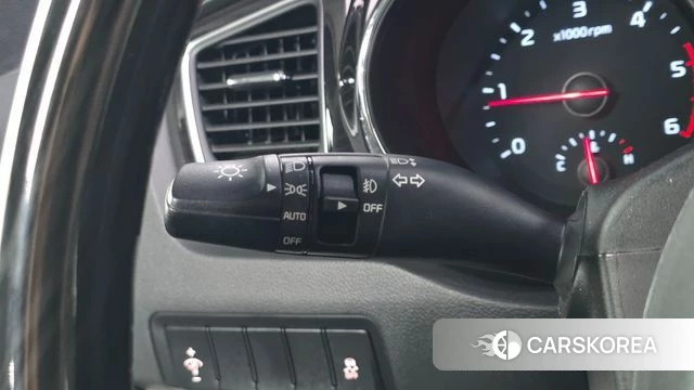 Kia The New Carnival id 4746842 из Кореи 25