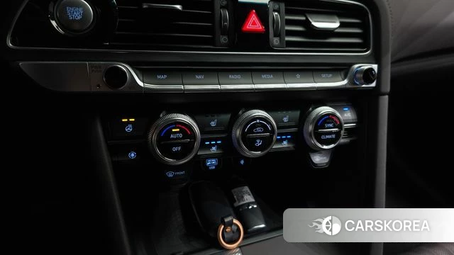 Genesis The New G70 id 4344360 из Кореи 25