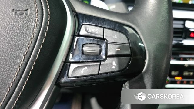 BMW 5 Series (G30) id 4530751 из Кореи 25