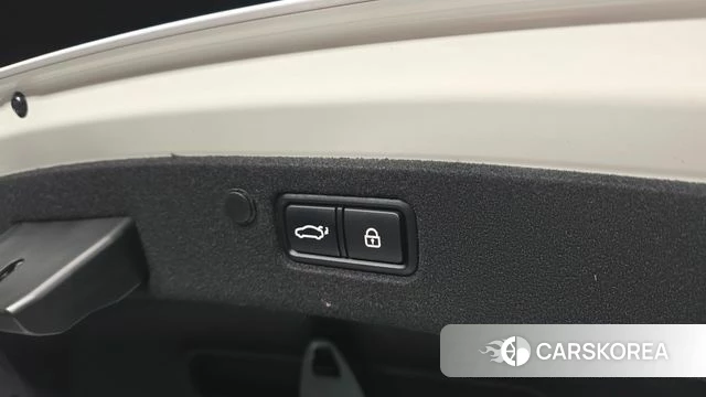 Hyundai The New Grandeur IG Hybrid id 4580810 из Кореи 25
